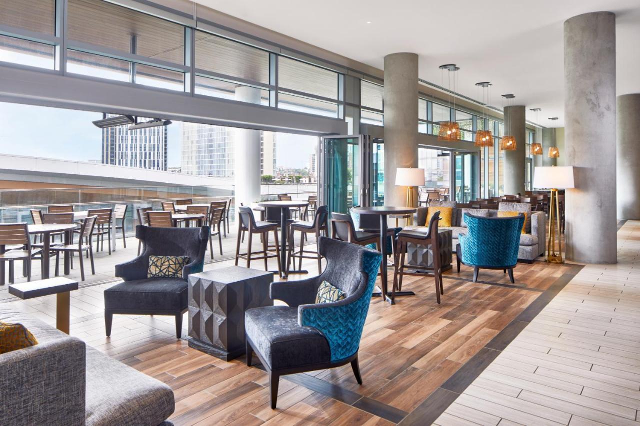 Embassy Suites By Hilton Nashville Downtown Bagian luar foto