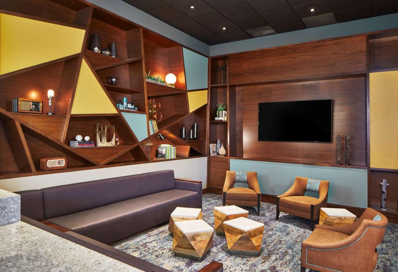 Embassy Suites By Hilton Nashville Downtown Bagian luar foto