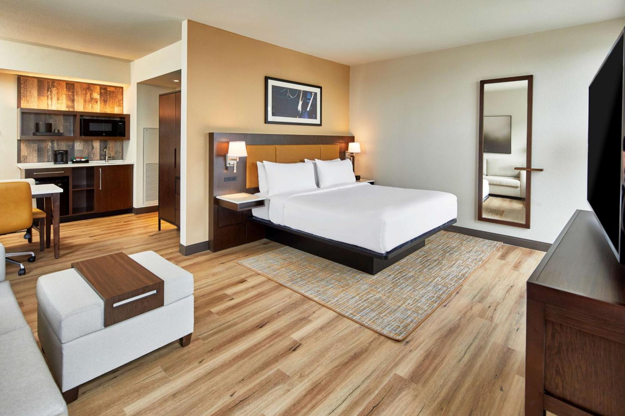 Embassy Suites By Hilton Nashville Downtown Bagian luar foto
