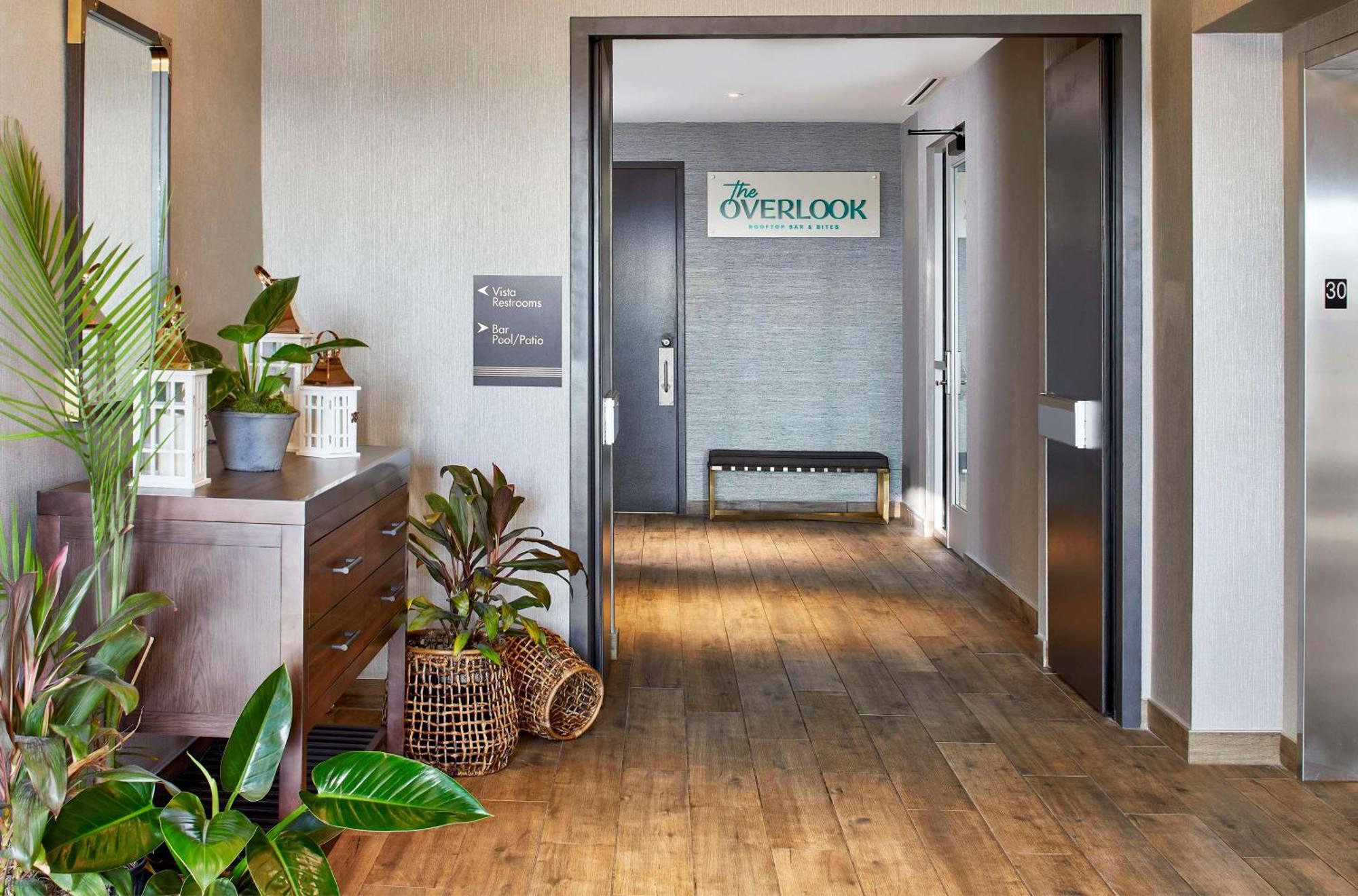 Embassy Suites By Hilton Nashville Downtown Bagian luar foto