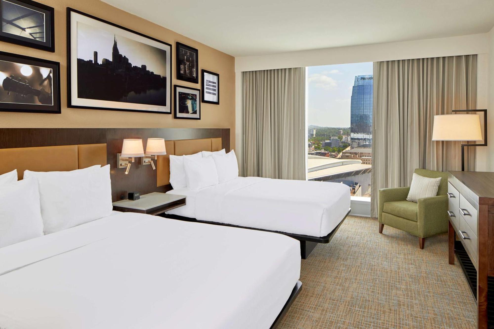 Embassy Suites By Hilton Nashville Downtown Bagian luar foto